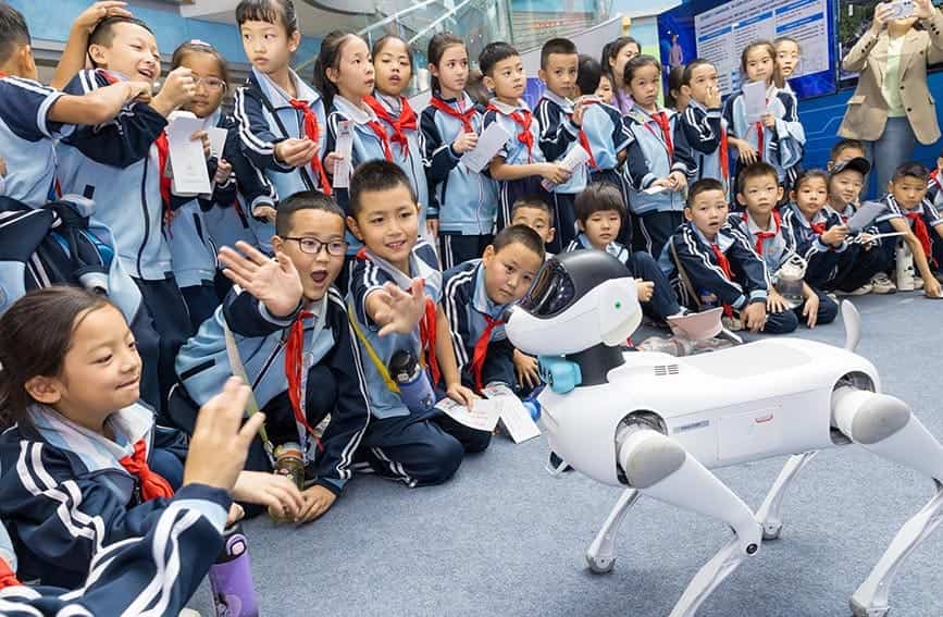 新疆乌鲁木齐：感受科技魅力