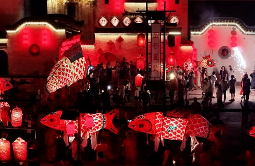 黄山市徽州区：呈坎鱼灯引客来