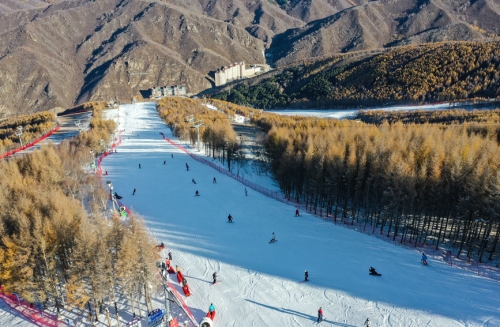 河北崇礼：2025—2026雪季正式开启