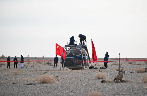 神舟二十号飞船安全顺利返回东风着陆场