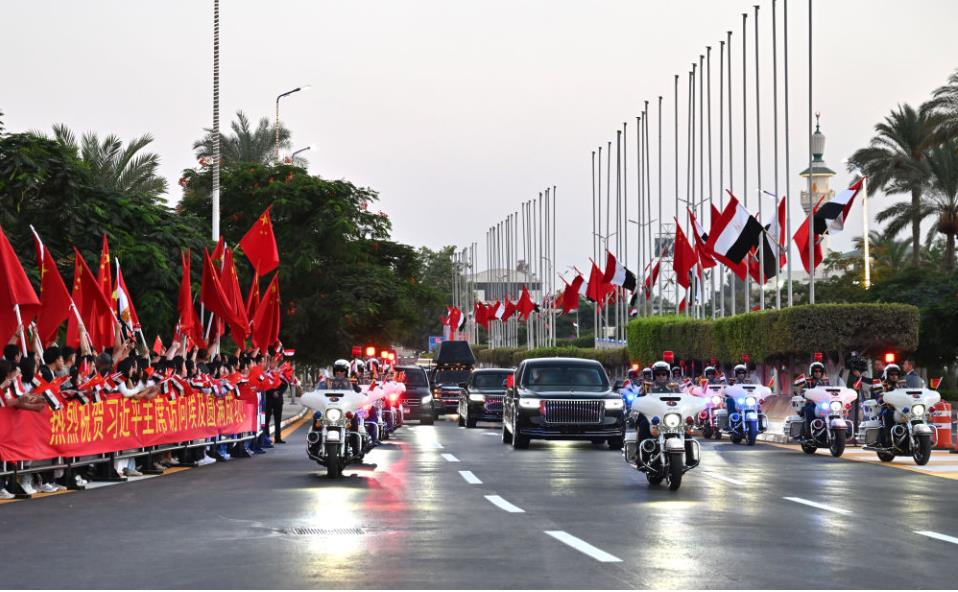 习近平圆满结束对埃及的国事访问