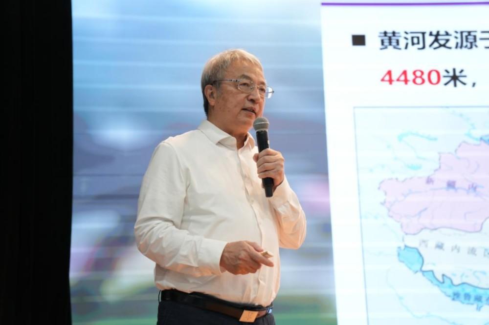 全国科普月·科学家进校园｜中国科协主席王光谦以“黄河之问”开讲