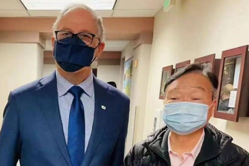 实业守国粹 侨心连四海——记中医药科技实业家来辉武